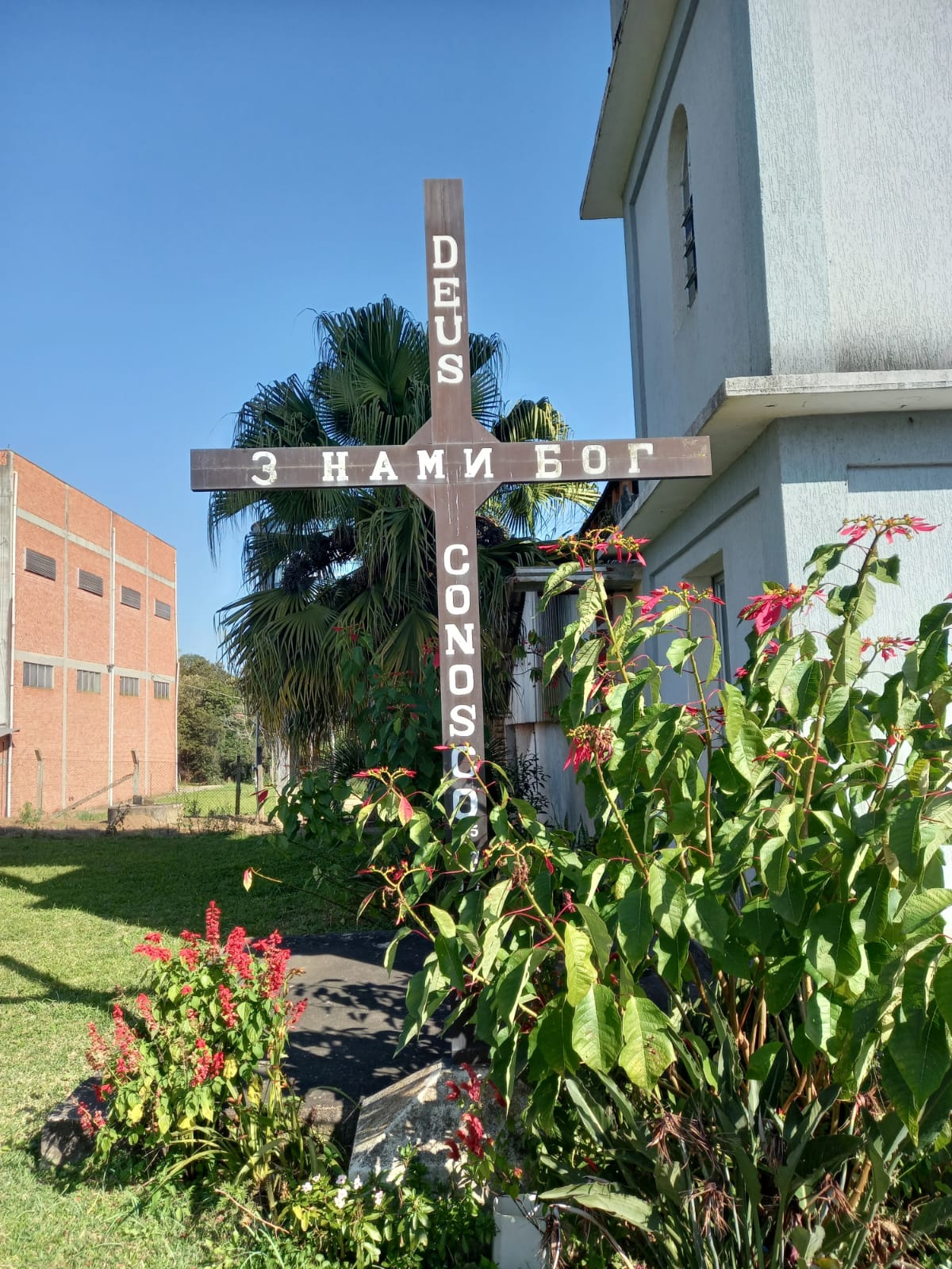 Cruz da Igreja Assunção de Nossa Senhora